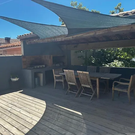 Feriehus Maison Loft Avec Terrasse Vinassan